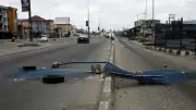 Nijerya'da feci kaza: Otobüs ile kamyon çarpıştı, 9 ölü