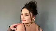 Nurgül Yeşilçay Saksı Seçiminde Takipçilerine Danıştı