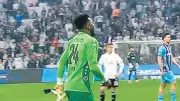 Onana şoku! 7. dakikada sakatlanıp çıktı