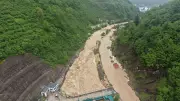 Ordu ve Giresun'da şiddetli sağanak: Dereler taştı, iş yerleri su altında