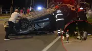 Ordu'da alkollü sürücü park halindeki araca çarptı: Takla atan otomobilde sıkıştı