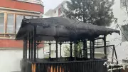 Çorum'da Kamelya Yangını: Park Halindeki İki Araç Hasar Gördü