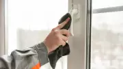 Pimapen Sararmalarına Son! Ev Yapımı Formül ile Bembeyaz Pencereler