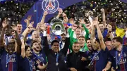 PSG, Şampiyonlar Ligi Kupasını Kaldırdı! Arsenal Penaltılarda Yıkıldı