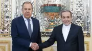 İran Dışişleri Bakanı Erakçi, Rus mevkidaşı Lavrov ile bir araya geldi