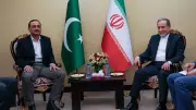 İran Dışişleri Bakanı ve Pakistan Genelkurmay Başkanı Tahran'da Görüştü