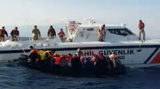 Sahil Güvenlik Nisan Ayında 568 Göçmen Kurtardı, 35 Şüpheli Yakalandı