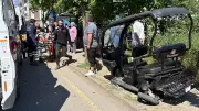 Sakarya Hendek'te sürücü kursu aracı elektrikli motosiklete çarptı: 4 yaralı