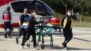 Samsun'da tarlada bacağı kırılan kadın ambulans helikopterle hastaneye kaldırıldı