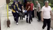 Siirt'te Bayram Temizliği Faciası: 43 Yaşındaki Kadın Cam Silerken Düşüp Can Verdi
