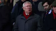 Sir Alex Ferguson maç öncesi fenalaştı, hastaneye kaldırıldı