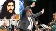 SON DAKİKA: Barış Manço'ya benzeyen okul müdürü sosyal medyayı salladı