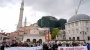 İsrail'in Sumud Filosu'na saldırısı Ayasofya önünde protesto edildi