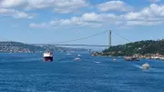 İstanbul Boğazı'nda gemi arızası: Boğaz trafiğe kapatıldı