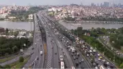 İstanbul'da Beyoğlu ve Şişli'de Yollar Trafiğe Kapatıldı