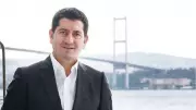 İstanbul'da eğlence mekânında silahlı kavga: İşletmeci bacağından vuruldu