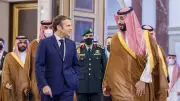 Suudi Arabistan Veliahtı ve Macron bölgesel istikrarı görüştü