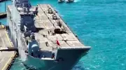 TCG Anadolu Gemisi SAHA İstanbul Fuarı İçin Sarayburnu'nda Demirledi