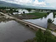Tokat'ta korkutan taşkın: 33 yıl sonra ilk kez tarihi köprü sular altında