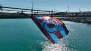 Trabzonspor bayrağı 15 Temmuz Şehitler Köprüsü'nde dalgalanıyor