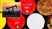 Trump'ın Özgürlük Projesi'ni Askıya Alması Petrol Fiyatlarını Düşürdü