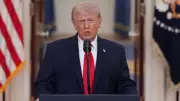 Trump'tan İran'a Sert Uyarı: 'İranlılar Yakında Neler Olacağını Biliyor'
