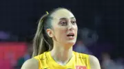 VakıfBank, tecrübeli libero Ayça Aykaç ile yollarını ayırdı