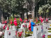 Vali Gül'den Şehit Ailelerine Bayram Tebriği ve Karanfil Ziyareti