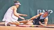 Zeynep Sönmez, Roland Garros'ta sakatlanarak çekildi