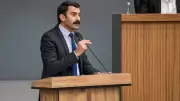 İzmir'de ifade özgürlüğüne yasak: CHP'li meclis üyeleri antidemokratik kararları kabul etti