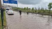 Zonguldak-İstanbul Yolunda Yoğun Yağış Araç Kuyruklarına Neden Oldu