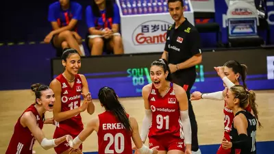 A Milli Kadın Voleybol Takımı, Hollanda'ya 3-0 Mağlup Oldu
