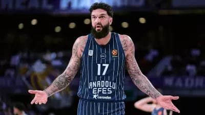 Anadolu Efes'te Vincent Poirier şoku: Aşil tendonu koptu, sezon kapandı
