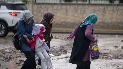 Ankara'da sağanak hayatı felç etti, İçişleri Bakanlığı 5 il için sarı kodlu uyarı yayımladı