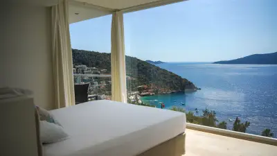Antalya'da Lüks Villa Tatilinin Bedeli 50 Bin TL'den Başlıyor, 500 Bin TL'ye Kadar Çıkıyor