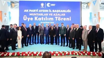 Aydın'da AK Parti'ye 1010 Kişi Katıldı: 391 Muhtar ve 619 Aza Rozet Taktı