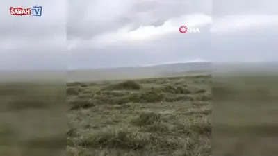 Bingöl'de şiddetli fırtına paniğe neden oldu, o anlar kamerada
