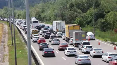Bolu Dağı Tüneli'nden bayram tatilinde 1 milyon 51 bin araç geçti