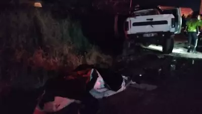 Bolu'da Kamyonet ile TIR Çarpıştı: 3 Yaralı