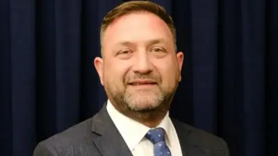 CHP İzmir'de Deprem: Çağatay Güç Görevden Alındı, Utku Gümrükçü Atandı