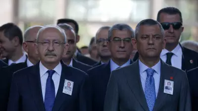 CHP'den arabulucu milletvekilleri Kılıçdaroğlu ve Özel ile görüştü