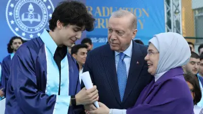 Cumhurbaşkanı Erdoğan, torunu Ömer Tayyip'in mezuniyet törenine katıldı