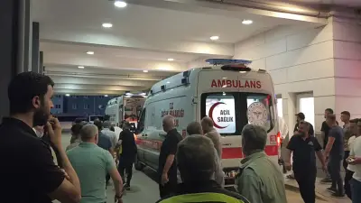 Diyarbakır'da Kontrolden Çıkan Otomobil Takla Attı: 2 Ölü, 4 Yaralı