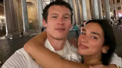 Dua Lipa ve Callum Turner'ın Balayı Pozları Sosyal Medyada Gündem Oldu