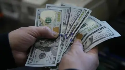 Ekonomistlerin Nisan Ayı Cari Açık Beklentisi 5.44 Milyar Dolar