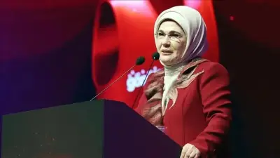 Emine Erdoğan: Koruyucu ailelerimiz 11 bin çocuğumuzu baş tacı ediyor