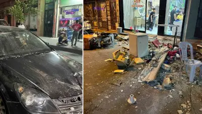 Fatih'te 4 Katlı Binanın Çatısı Çöktü: 2 Kişi Son Anda Kurtuldu