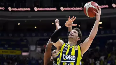 Fenerbahçe Beko'dan tarihi geri dönüş: 60-59