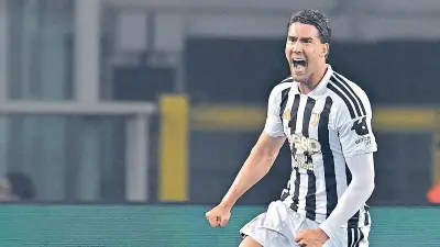Galatasaray'da forvet rotası: Vlahovic ve Gomes gündemde