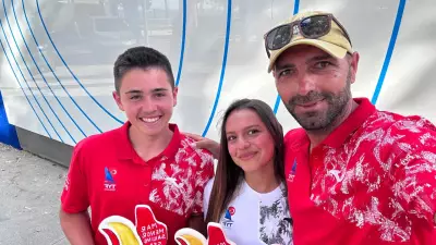 Genç Windsörfçüler Uçay Özgöz ve Mayda Kolburan Avrupa Şampiyonu